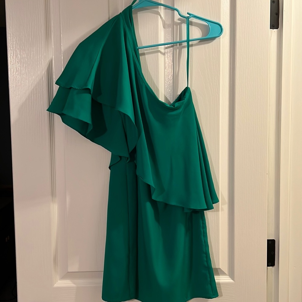 Green one sleeve dress/ loose fit/ size medium
